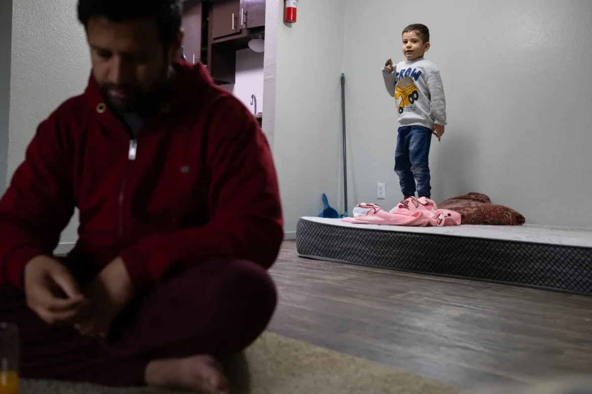 20250218_REFUGEES_AT_10-1536×1023