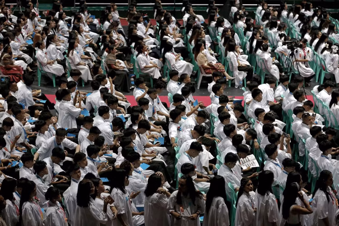 19M-SHS-GRADS___FUNCTIONAL-ILLITERATE-01may2025.png