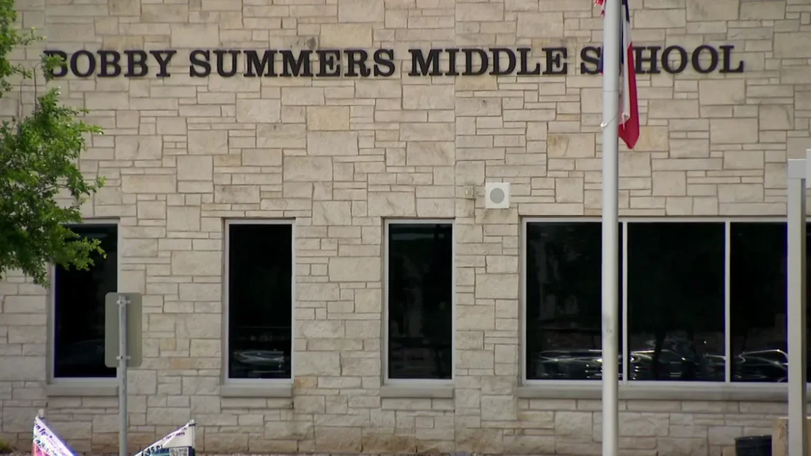 n10pf-p-csw-xacto-knife_KXAS8O4U_2025-04-25-22-02-22