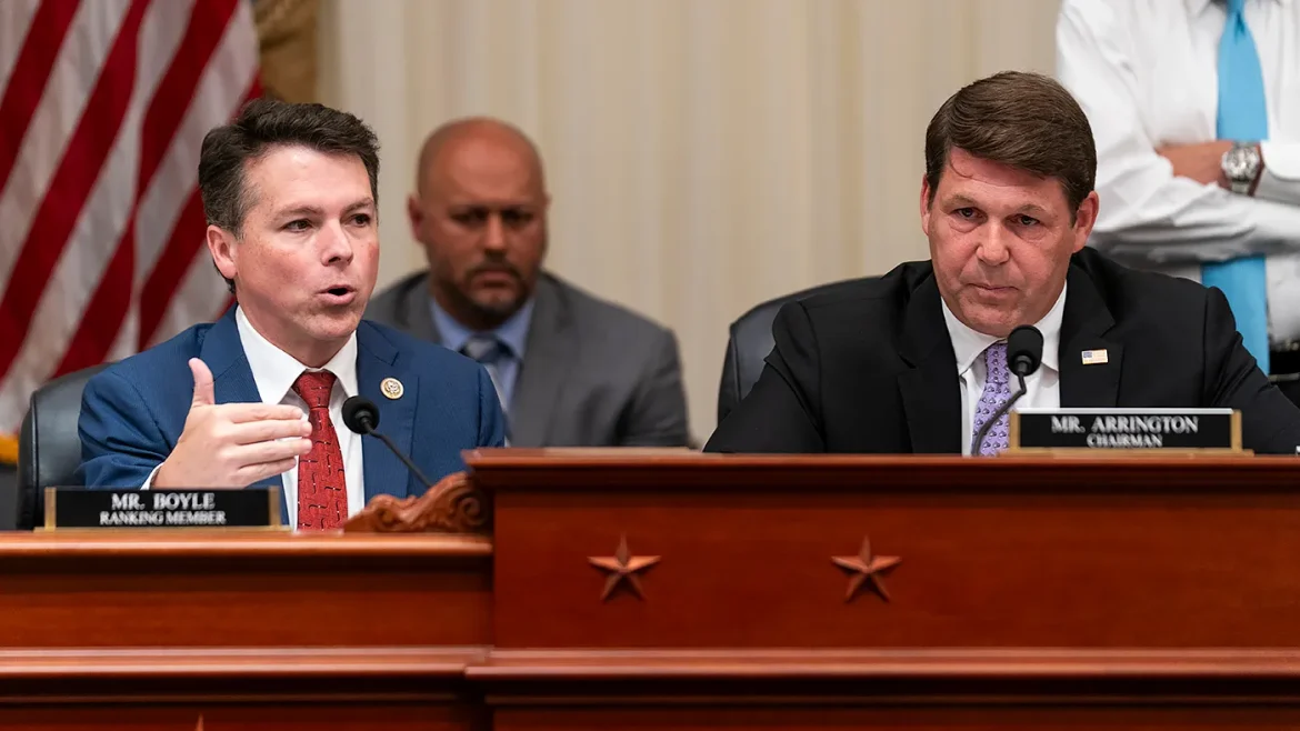 arringtonjodey_boylebrendan_051825gn02_w