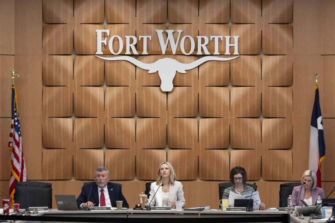 Goss-6-17-CityCouncil-08-scaled