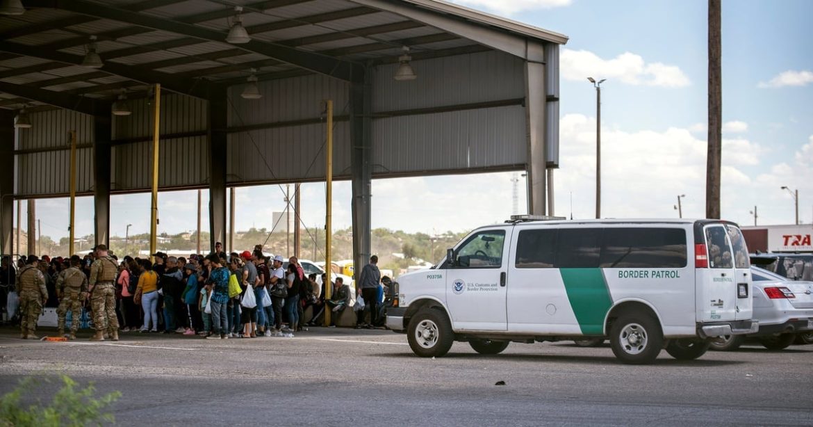 Migrant Return Eagle Pass SF TT 08