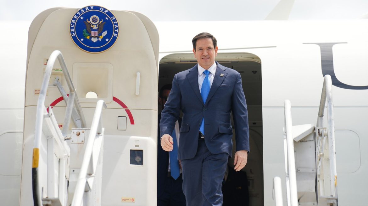 Cropped-175140510154413577536_54a1f64473_k