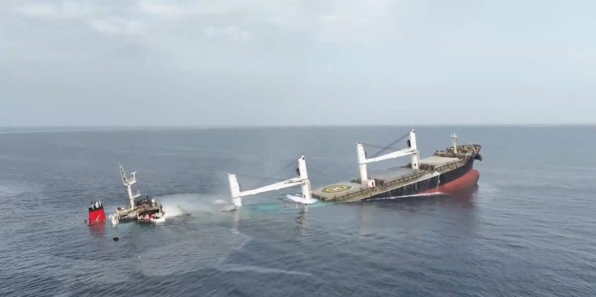 screengrab-from-a-video-released-by-houthi-rebels-showing-the-mv-eternity-c-sinking-in-the-red-sea