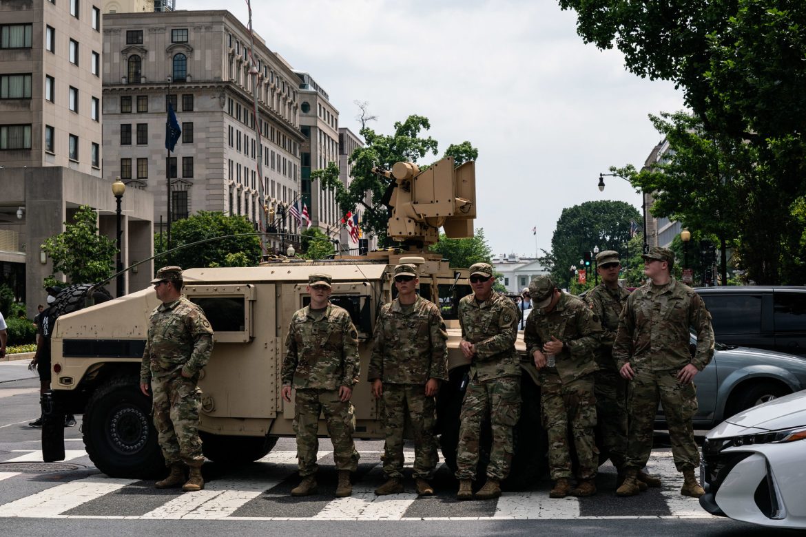 07dc-military-unrest-superJumbo