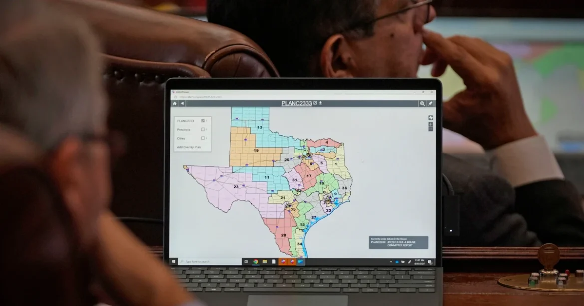 250821-Texas-REDISTRICTING-maps-aa-942-49d523