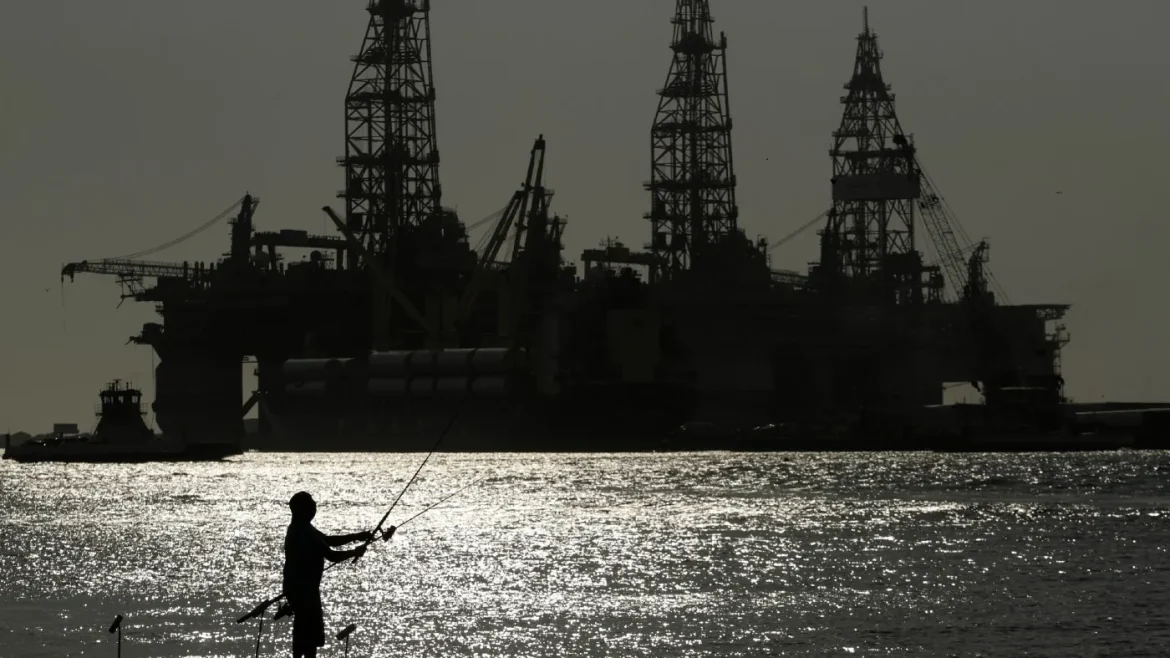 Offshoredrilling_gulfofmexico_050820ap