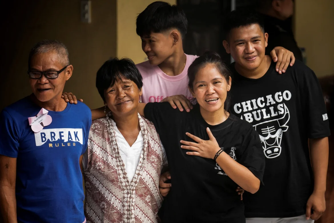 mary-jane-veloso-arrival-ciw-december-18-2024-009-scaled